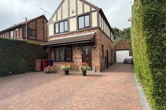 22 Belwood Drive Belton DN9 1TA