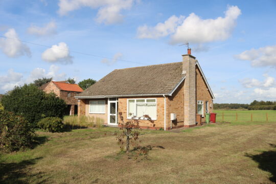 Chester Cottage Farm, High Street, Wroot, DN9 2BT